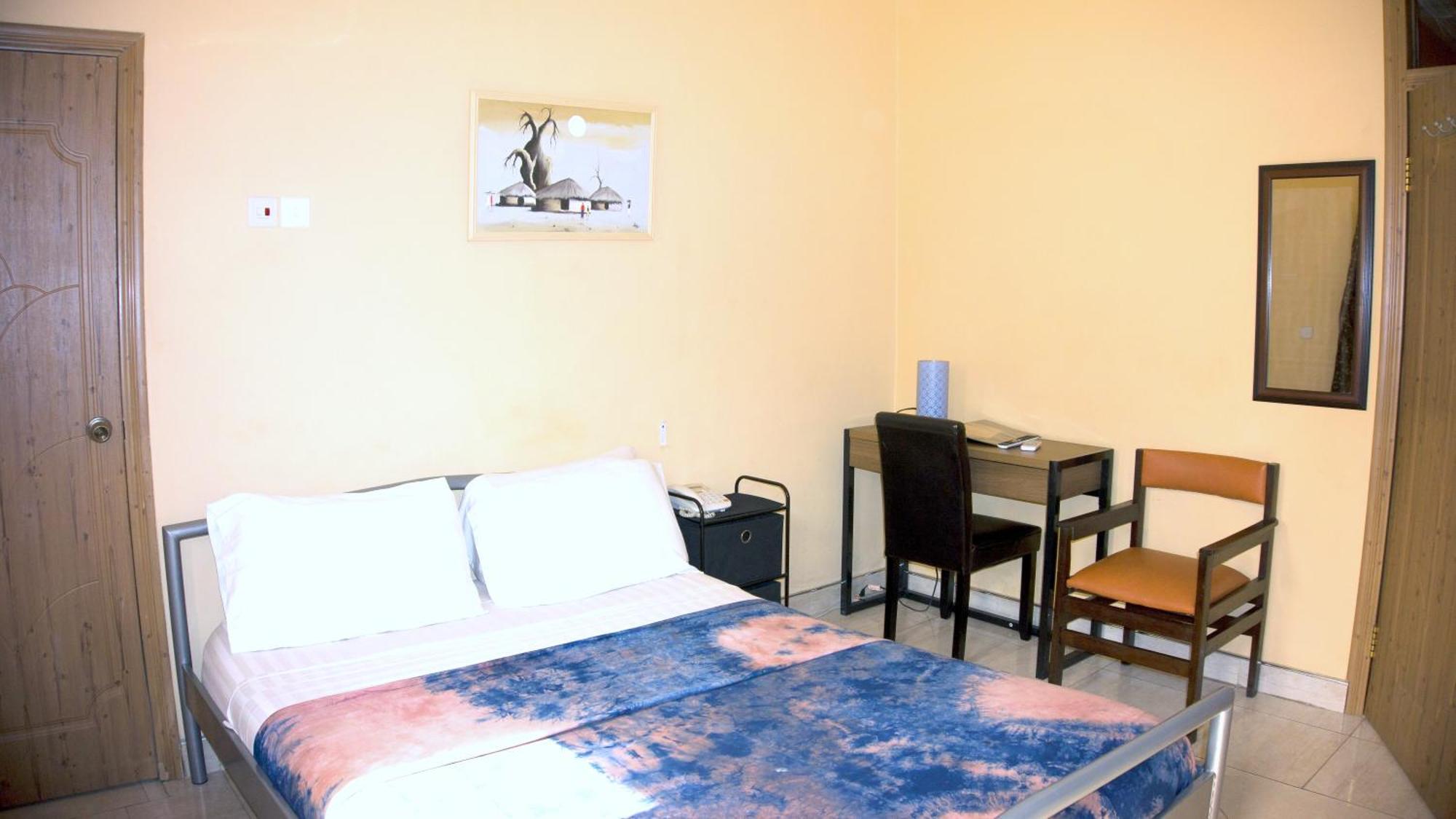Jesiwa B'S Little Palace Accra Extérieur photo