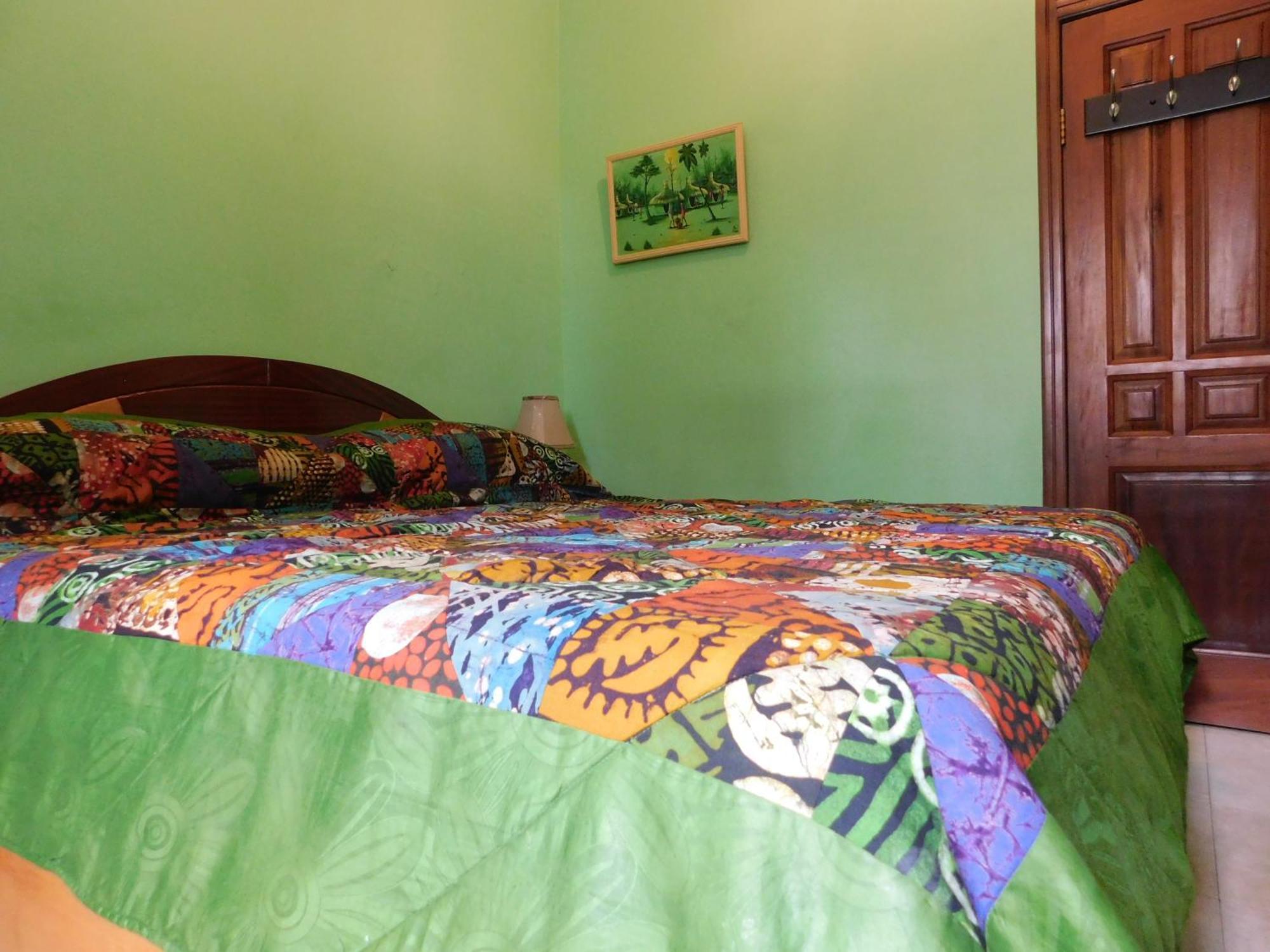 Jesiwa B'S Little Palace Accra Extérieur photo