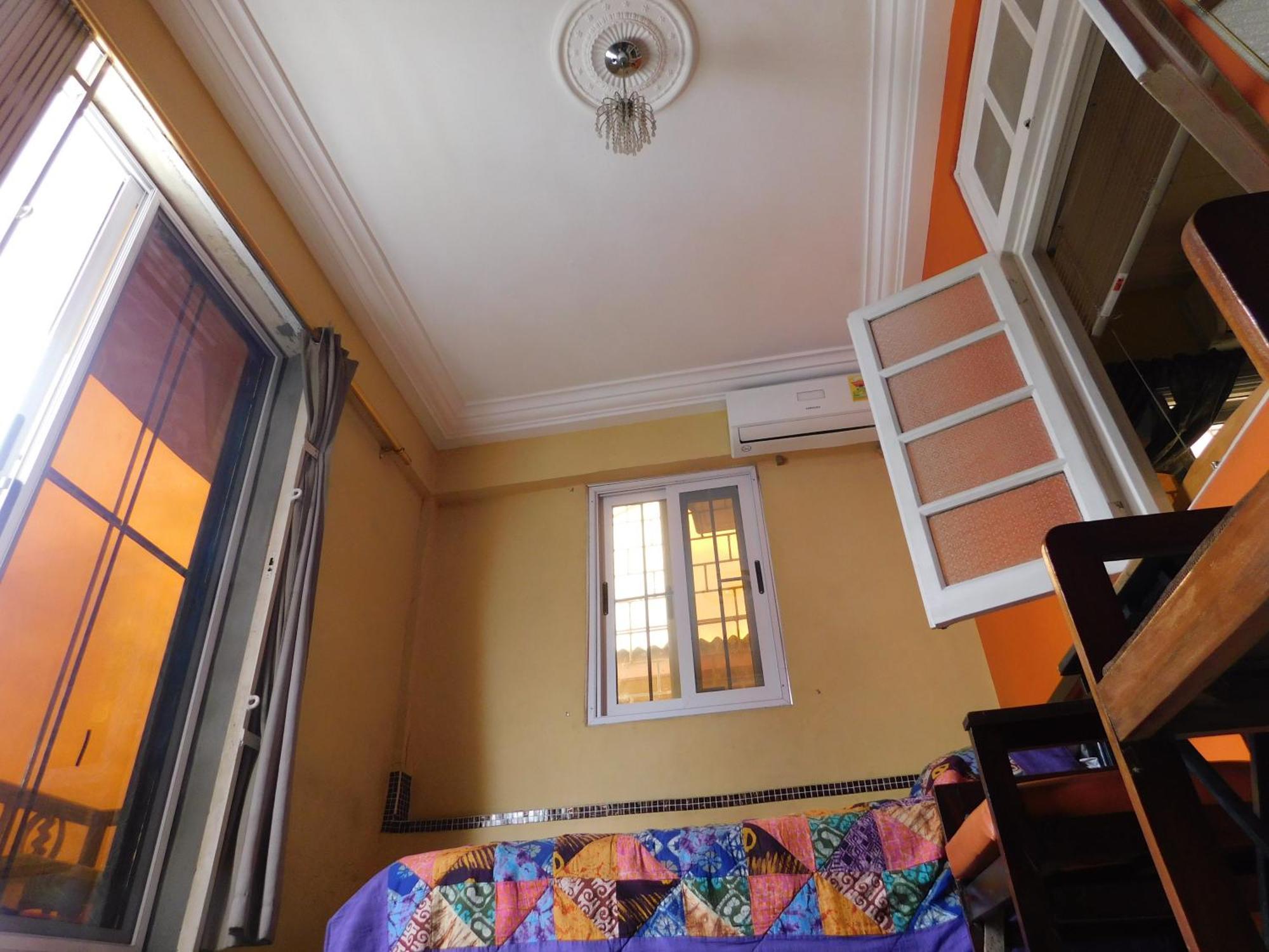 Jesiwa B'S Little Palace Accra Extérieur photo
