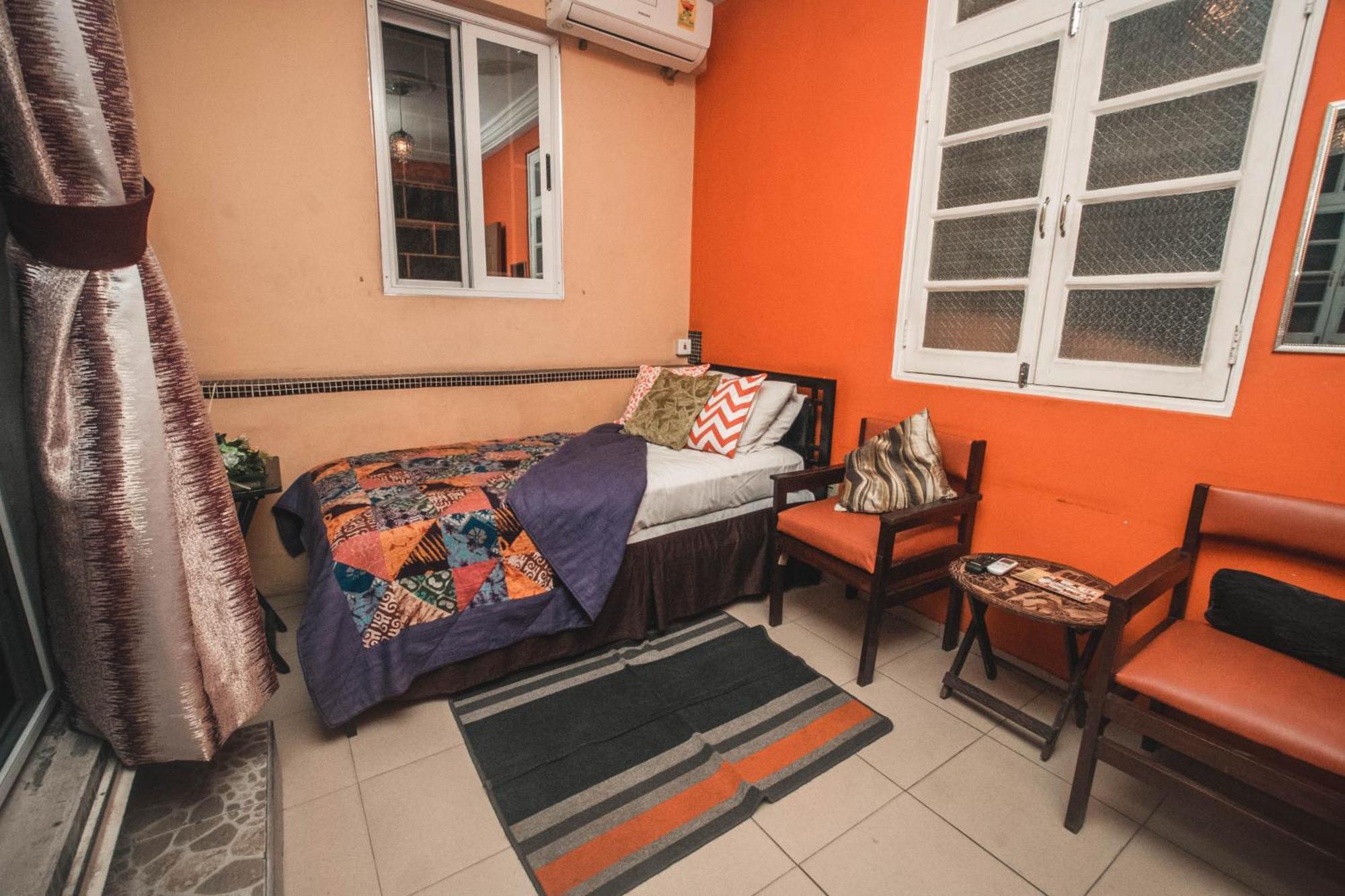 Jesiwa B'S Little Palace Accra Extérieur photo